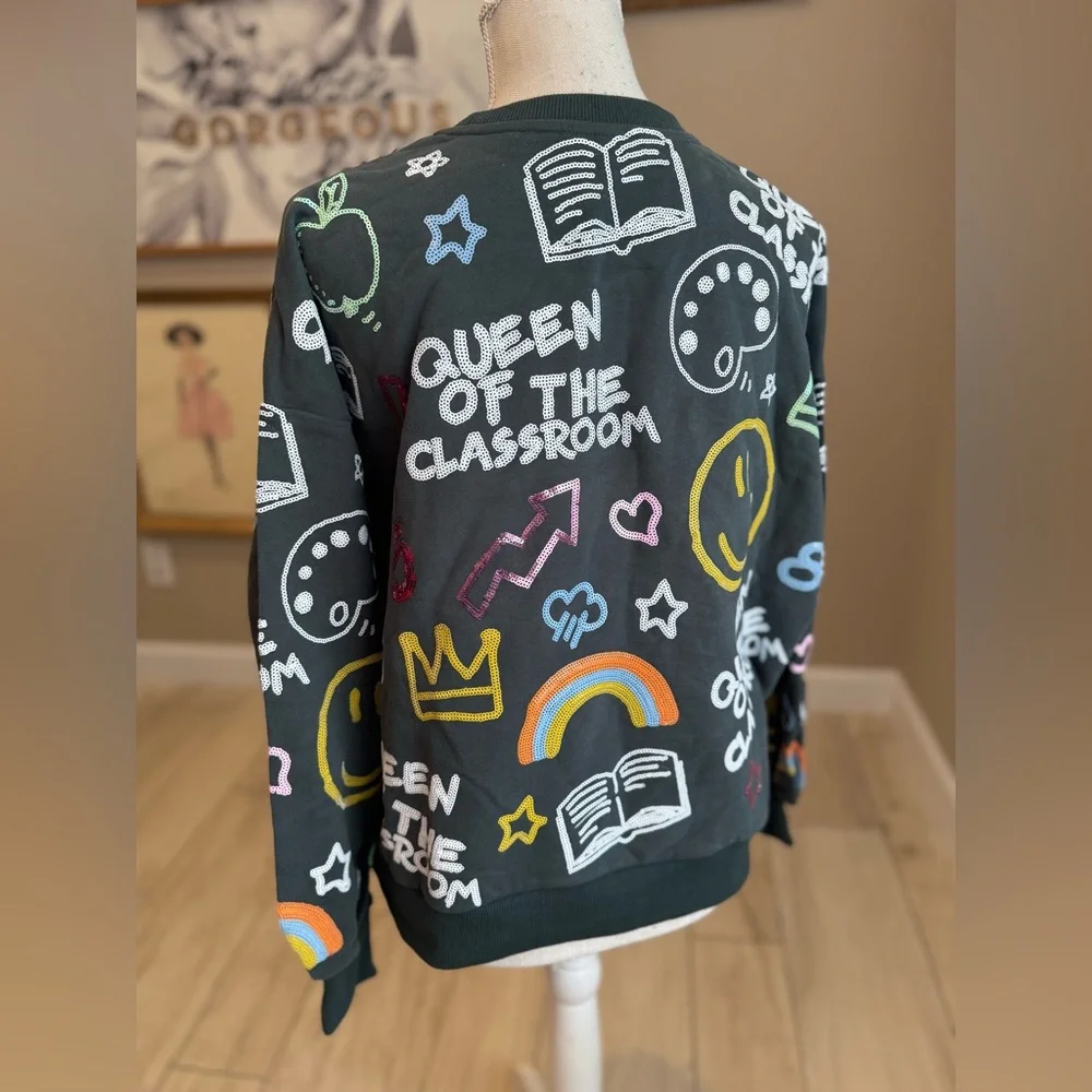 New! QUEEN OF SPARKLES Queen of Classroom School Icon Oversized Sweatshirt - Picture 4 of 8